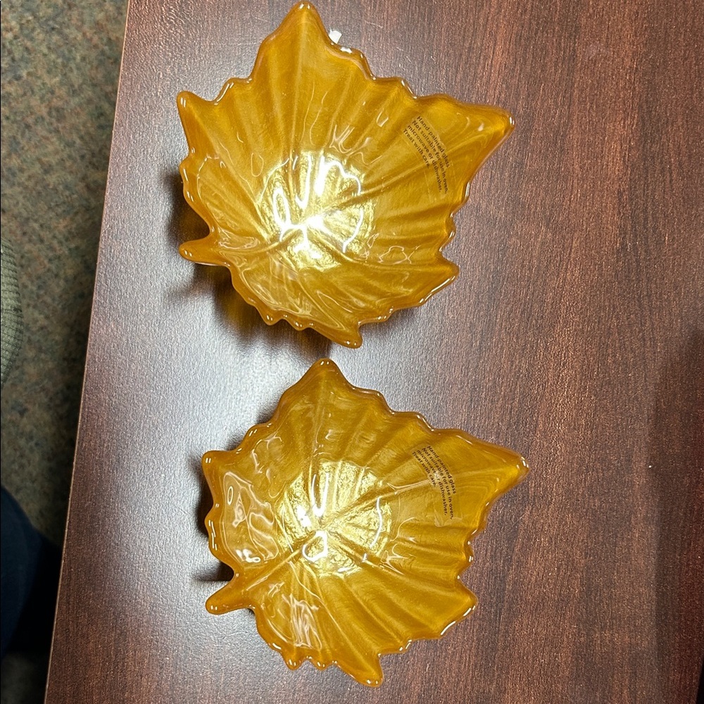 Set of Two Leaf-Shaped Amber Glass Bowls